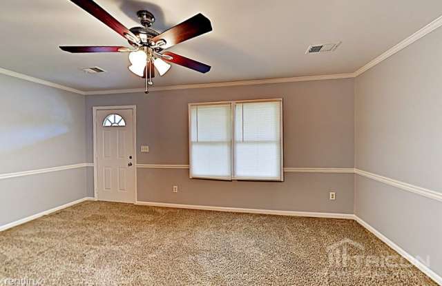 1621 Rose Garden Lane Gallery 3