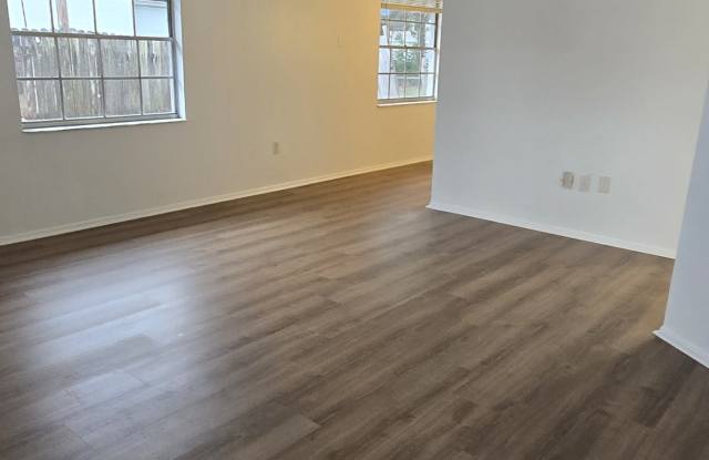 5012 22nd Street West - B Gallery 2