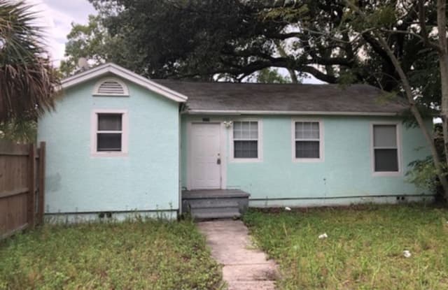 2220 Melrose Avenue South - 2220 Melrose Avenue South, St. Petersburg, FL 33712