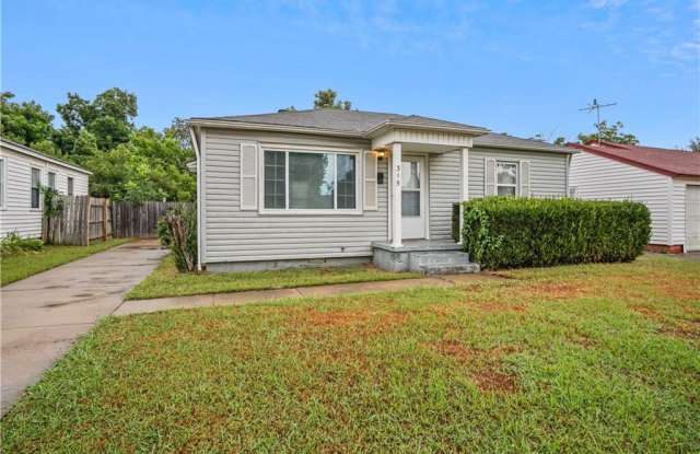 315 E Rose Drive Gallery 2
