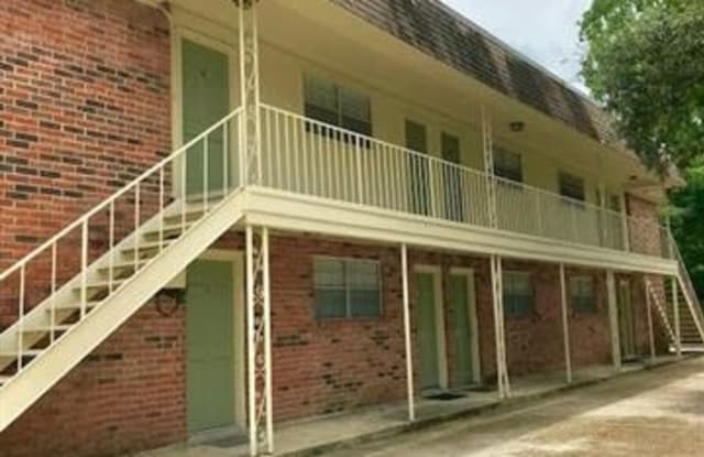 2500 VIVIAN Street - 2500 Vivian Street, Metairie, LA 70001