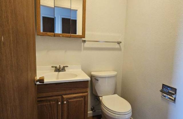 3285 Canyon Drive Gallery 3