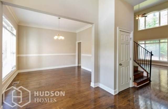 6005 Gwendoline Drive Southwest Gallery 2