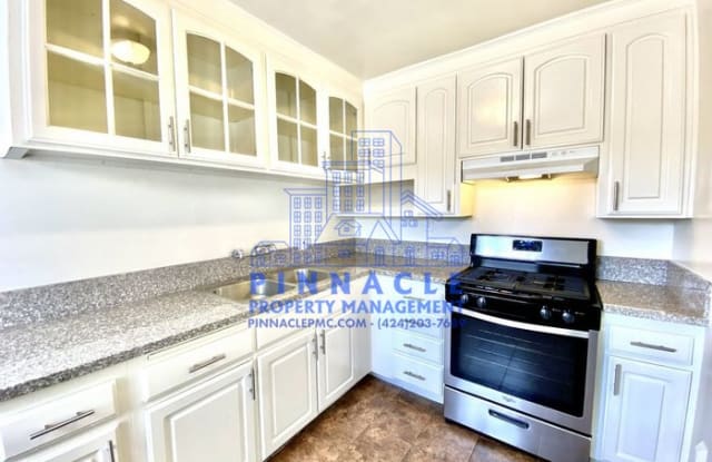926 North Loma Vista Drive - 926 Loma Vista Drive, Long Beach, CA 90813