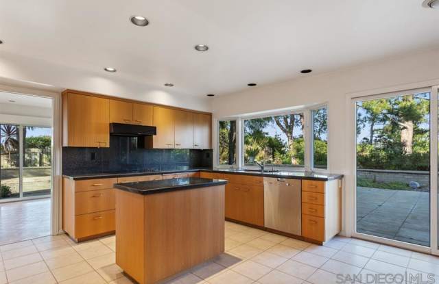 8433 Prestwick Dr Gallery 3