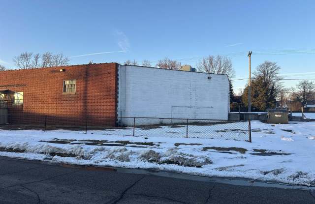 1200 W 6Th Street Gallery 4