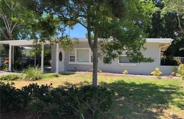 2437 MINEOLA DRIVE S - 2437 Mineola Dr S, Largo, FL 33770