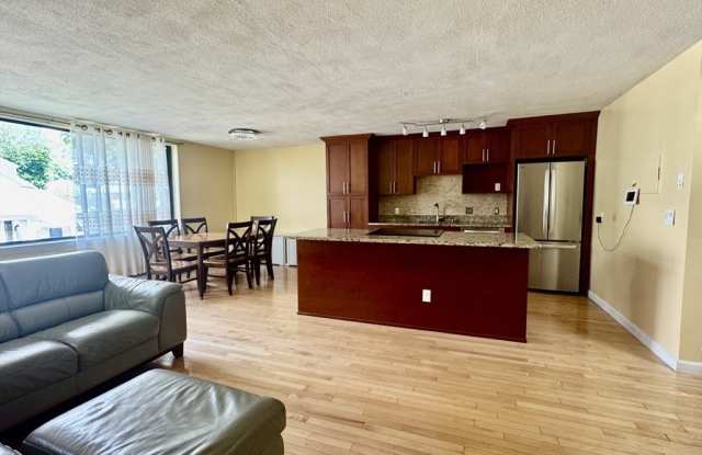 935 Washington St photos photos