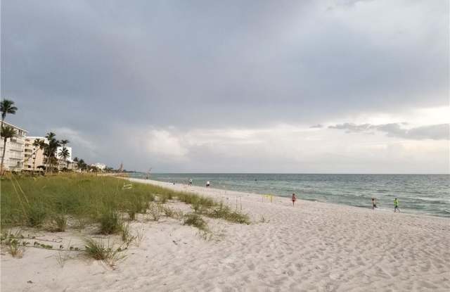 2020 Gulf Shore BLVD N Gallery 4