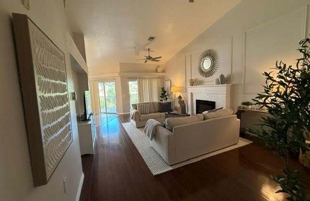 26640 Rosewood Pointe Dr Gallery 2