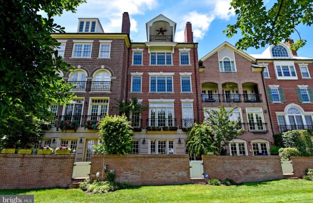 22 WOLFE STREET - 22 Wolfe Street, Alexandria, VA 22314