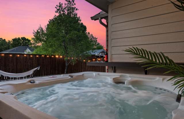 320 Timbercreek Ct Gallery 3