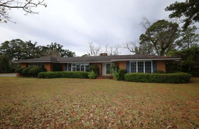 2524 Jerry Jones Drive photos photos