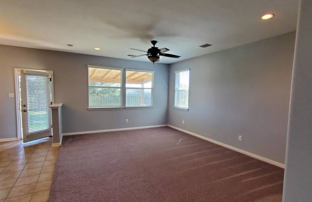 1373 Twin Cove Gallery 3