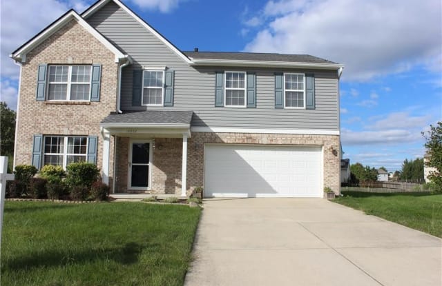10802 Pleasant View Lane - 10802 Pleasant View Lane, Fishers, IN 46038