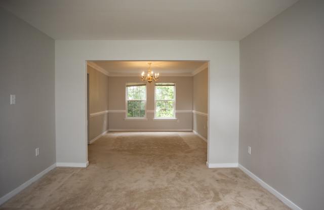 2918 Littlebury Drive Gallery 2