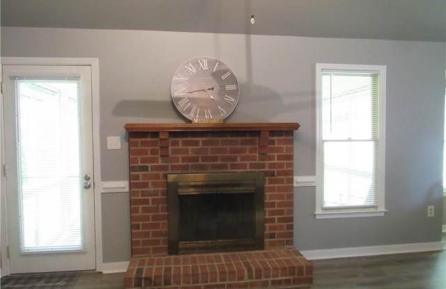 8506 Lyndale Drive Gallery 4