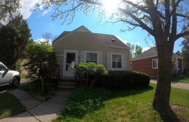 3 bed 2 bath Berkley bungalow with garage and basement photos photos