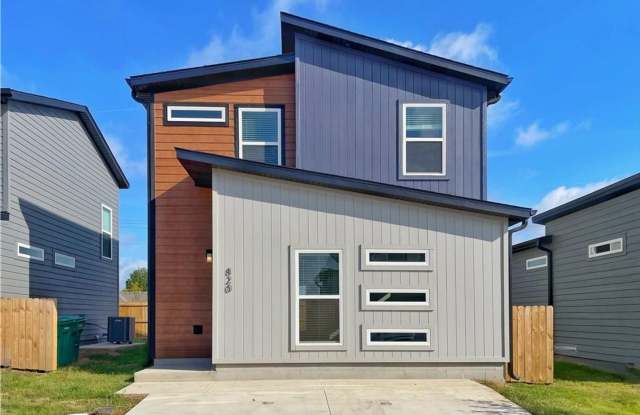 Now Leasing - Featherston Village - Modern Living-LIMITED TIME LEASE SPECIAL!! 2 MONTHS RENT FREE!!! photos photos