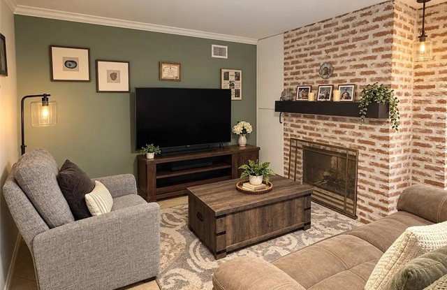 6261 Rosemary Drive Gallery 4
