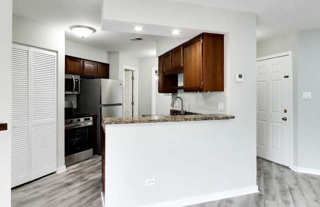 1364 E Wyndham Circle Gallery 4
