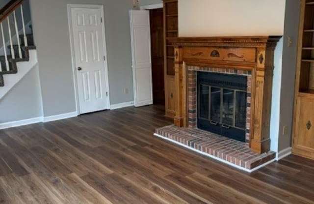 2187 Westbury Court SW Gallery 2