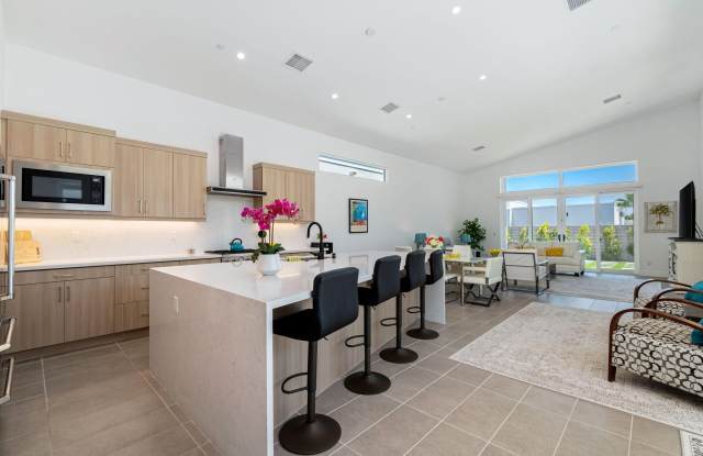 845 Nugget Lane - 845 Nugget Lane, Palm Springs, CA 92262