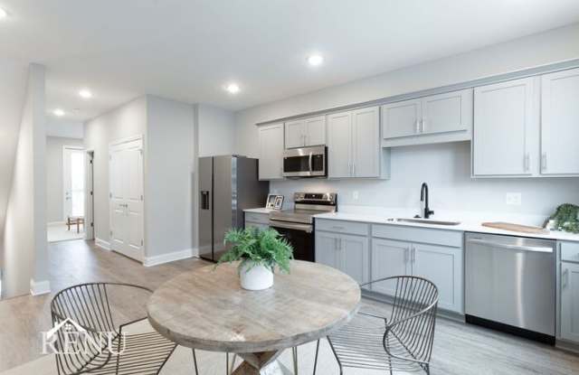 2363 East 18th Street photos photos