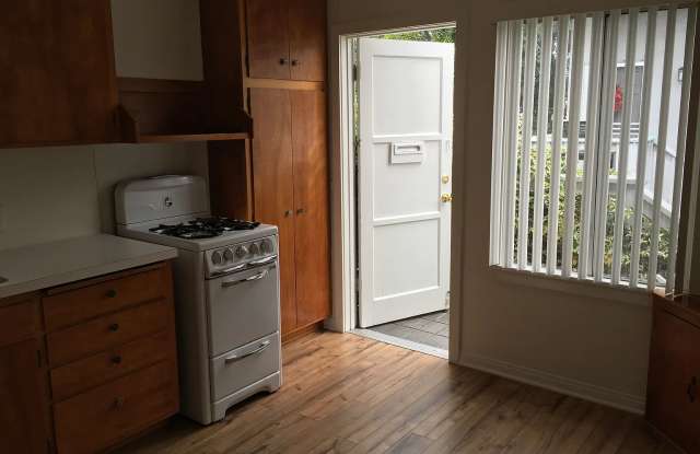 207 Baltimore Ave photos photos