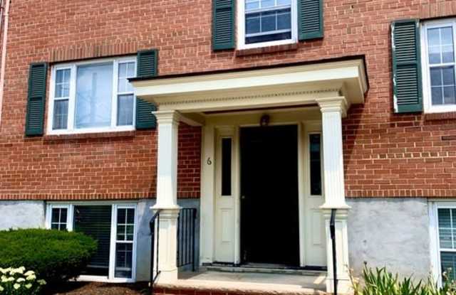 6 Harris Circle - 6 Harris Circle, Arlington, MA 02474