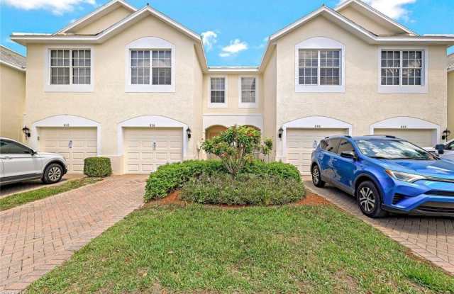 836 Hampton Cir Gallery 3