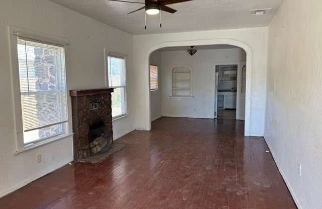 914 A Grandview Avenue Gallery 2