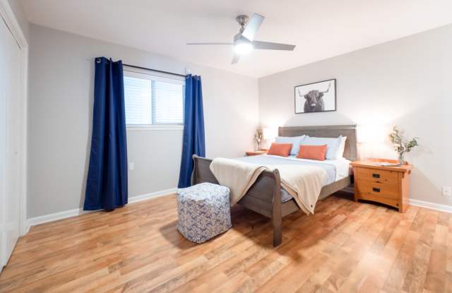 2122 Hancock Dr - 2122 Hancock Drive, Austin, TX 78756