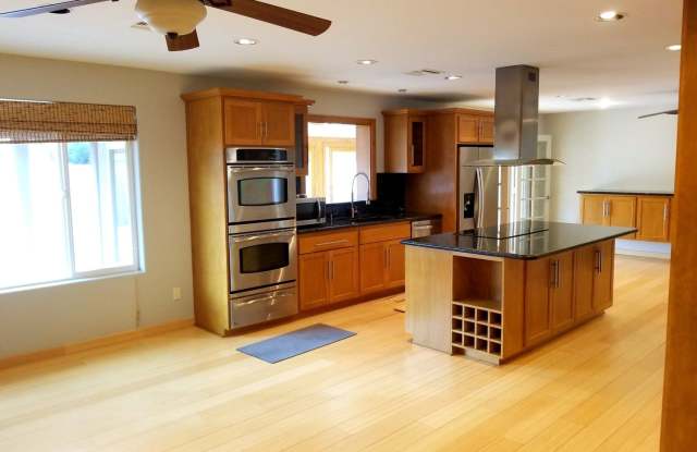 8643 E Sandalwood Drive Gallery 4