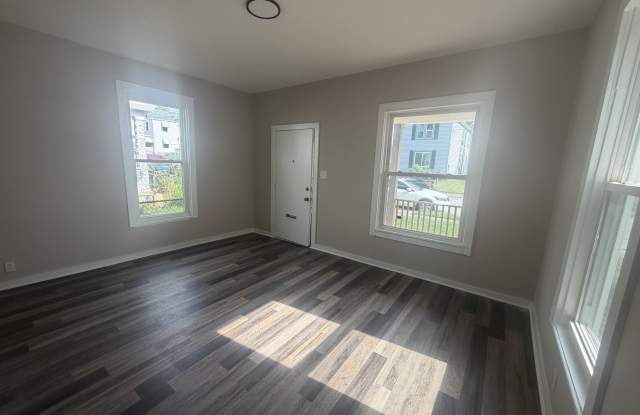5617 Abbottsford Avenue - 1 Gallery 1