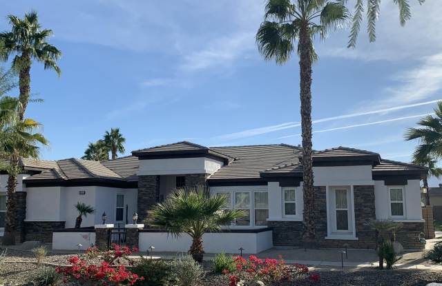 80445 Paria Way Gallery 2