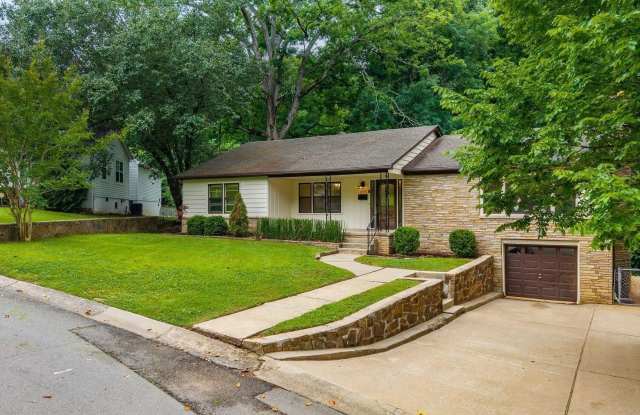 2104 Brownwood Road Gallery 1
