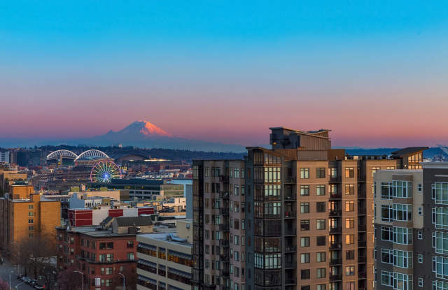 Gallery Penthouse Condo ~ Belltown photos photos