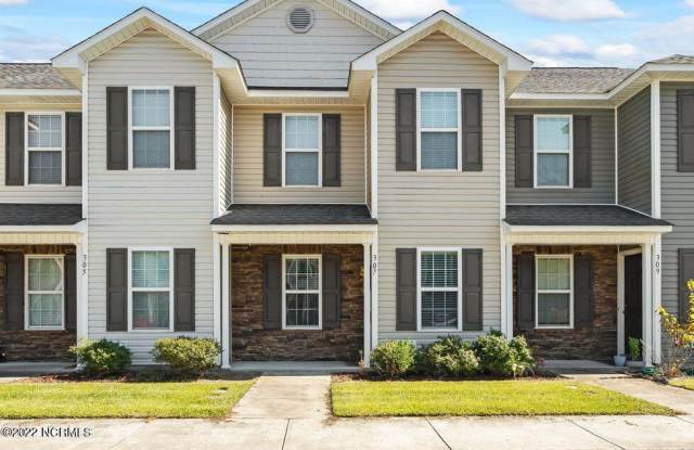 Thumbnail for Luxury Glass And Steel Penthouse Apartments For Rent In Onslow County Nc