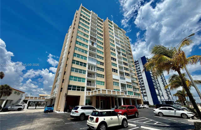 1410 S Ocean Dr photos photos