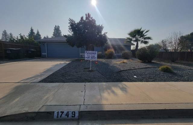 1749 E. Laurel Ave - 1749 East Laurel Avenue, Visalia, CA 93292
