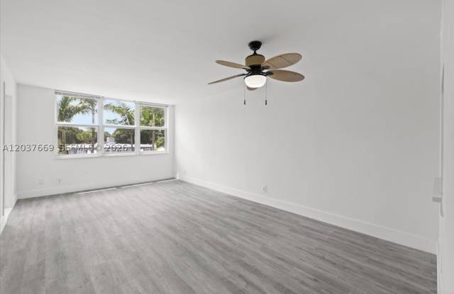 9441 Evergreen Pl Gallery 4