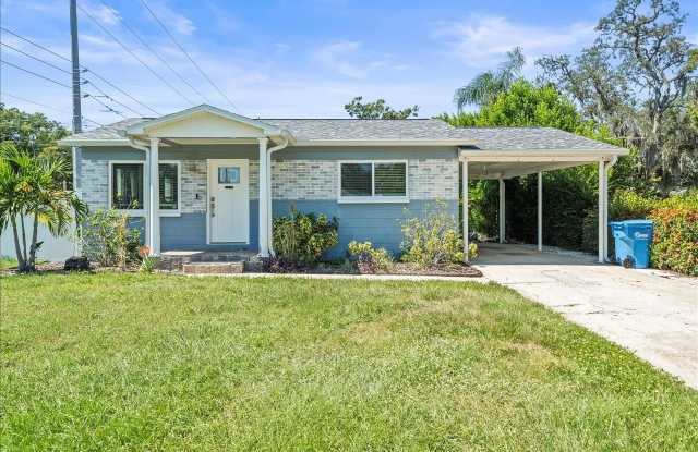 2200 CAPRI DRIVE - 2200 Capri Drive, Pinellas County, FL 33763