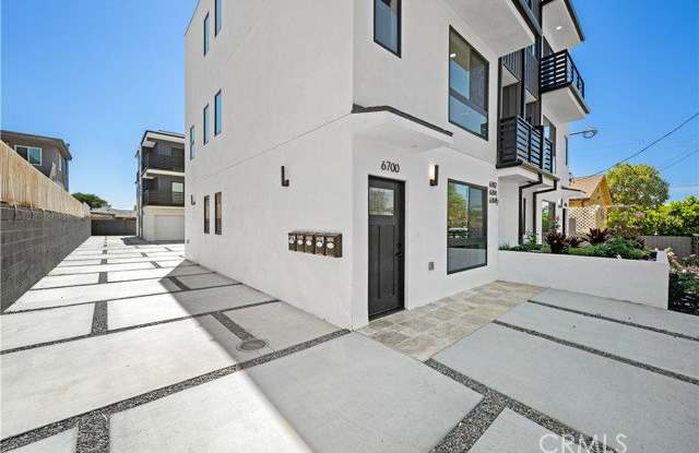 6704 Kester Avenue photos photos