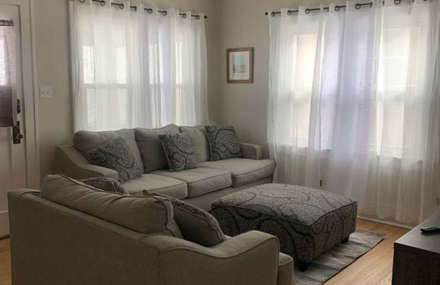 Spacious Benson Bungalow - 4BD 2B photos photos