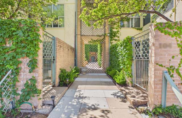 1 bed/1 bath Condominium Ready for tenant! photos photos