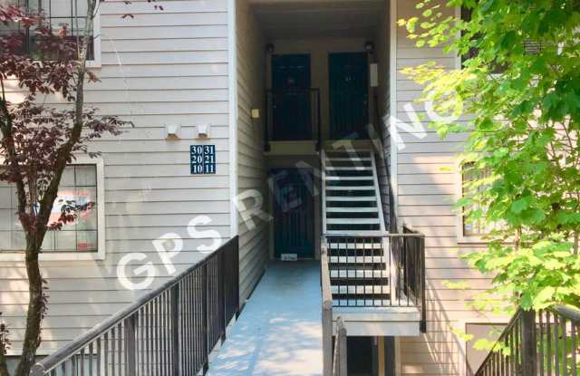 One Bedroom Condo In Totem Lake Available Now! - 12515 Northeast 116th Street, Kirkland, WA 98034