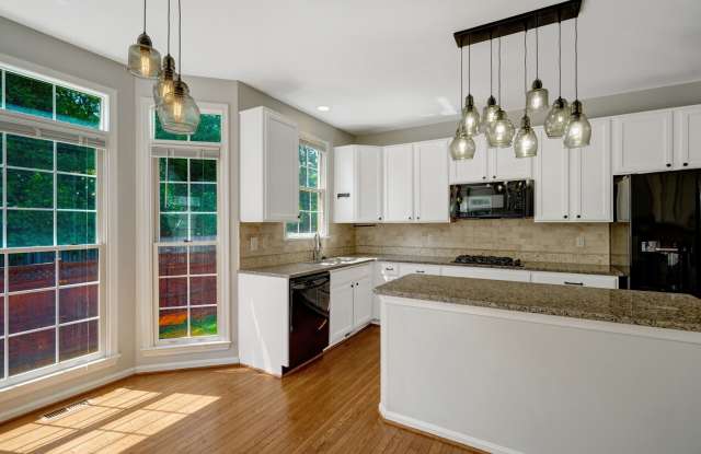 5372 Chieftain Circle Gallery 4