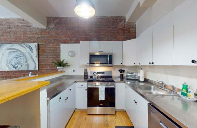 19 Stanhope St. Gallery 2