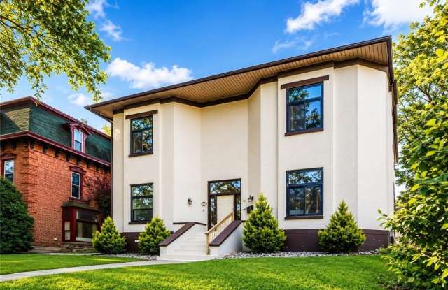 735 N Highland Gallery 2